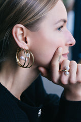 Fine 18K Gold Hoops w. Akoya Pearls