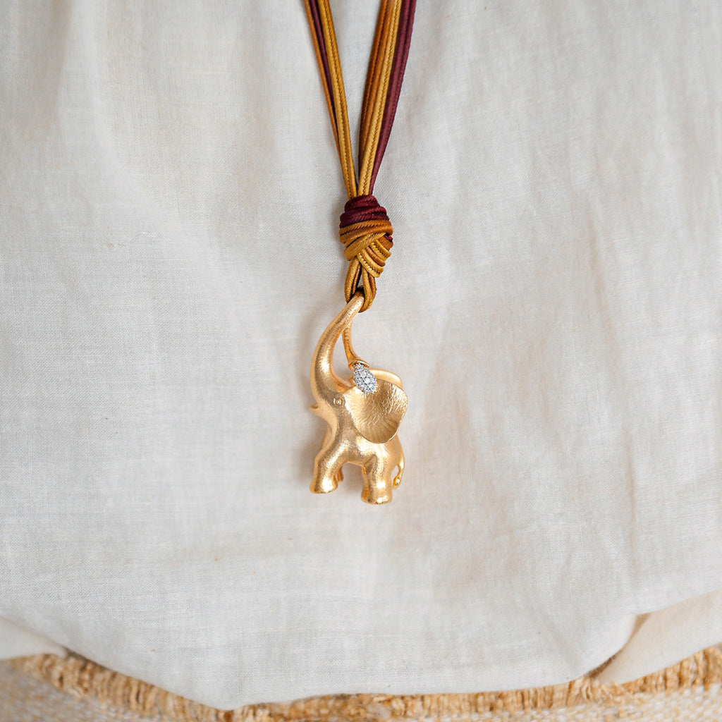 Stor Elephant Charm 18K Guld vedhæng m. Diamanter
