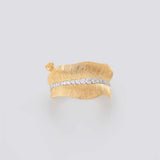 Medium Leaves 18K Gold Ring w. Diamonds
