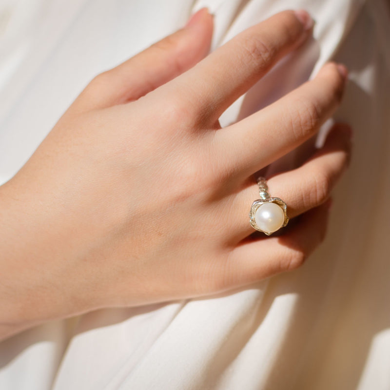 The Adonis Silver Ring w. Pearl