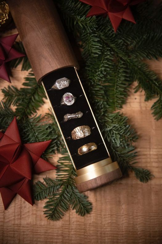 Oak Goldlook Jewellery box