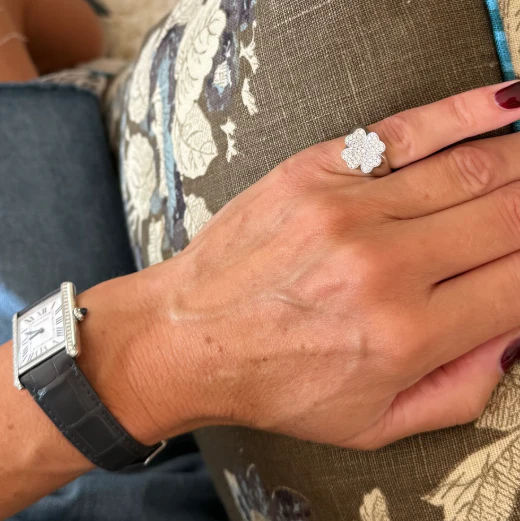 Clover 18K Gold, Rosegold or Whitegold Ring w. Diamonds