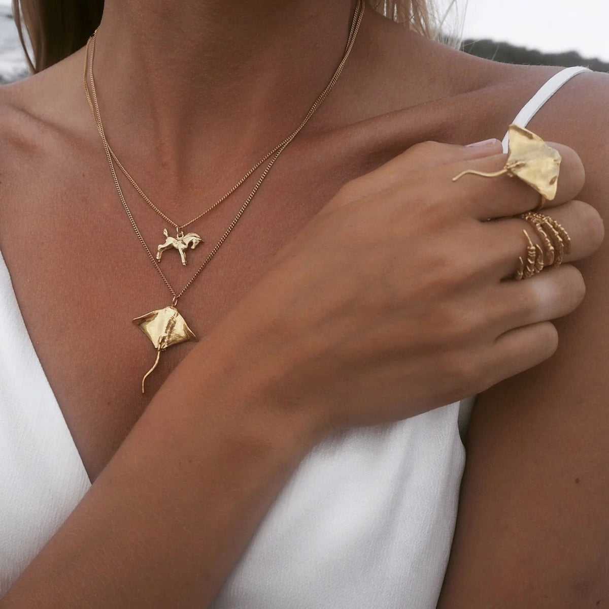 devilfish necklace in gold