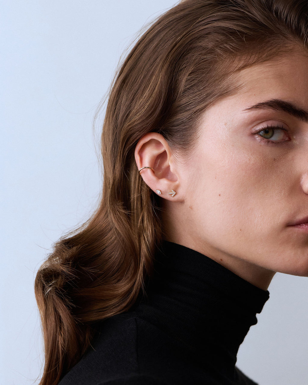 Arrow Pavé 14k Whitegold Studs w. Diamonds