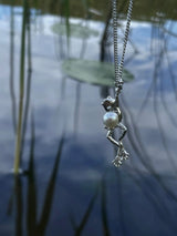 Frog Silver Necklace w. Pearl