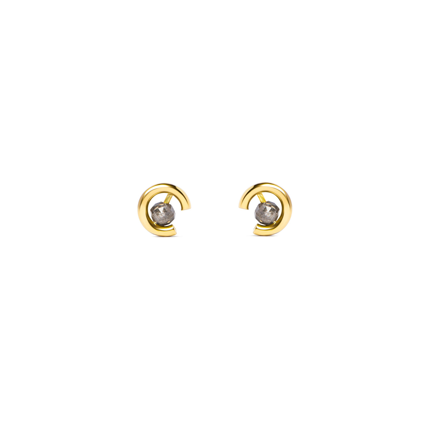 Universe 15 Golden 14K Gold, Whitegold or Rosegold Stud w. Diamonds