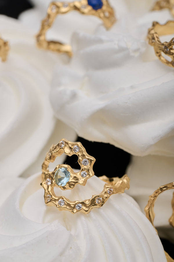 March Birthstone 18K Gold Ring w. Aquamarine & Sapphires