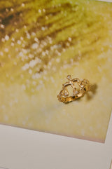 Libra 18K Gold Ring w. Diamonds