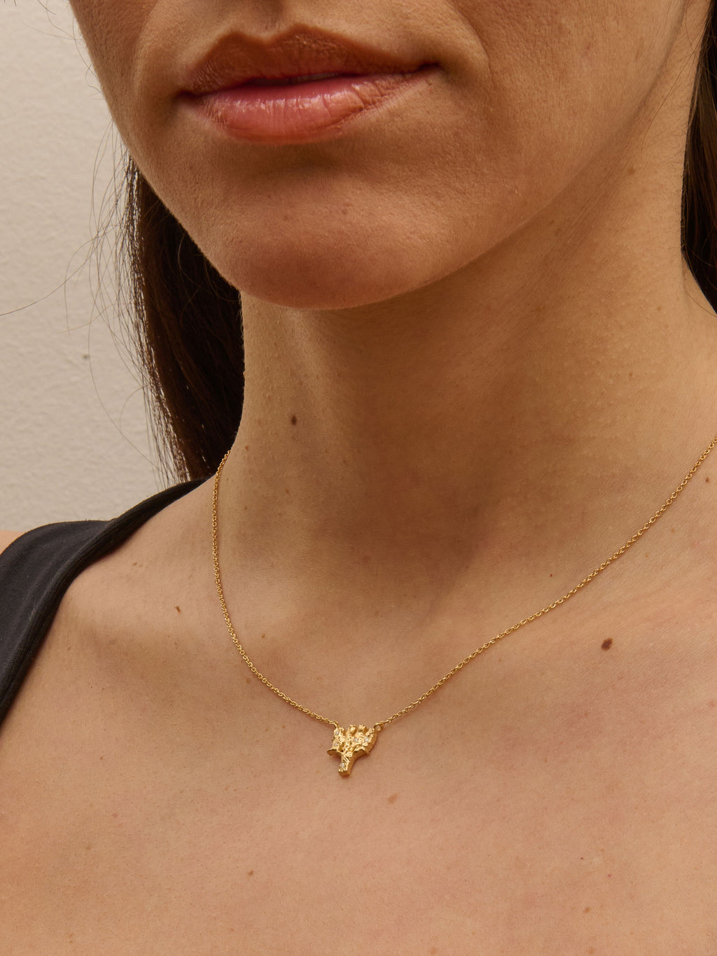 Jomfru 18K Guld Halskæde m. Diamanter