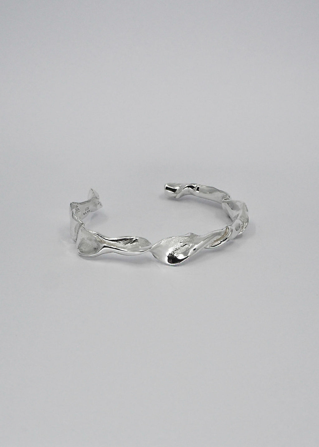 Lactuca Silver Bangle