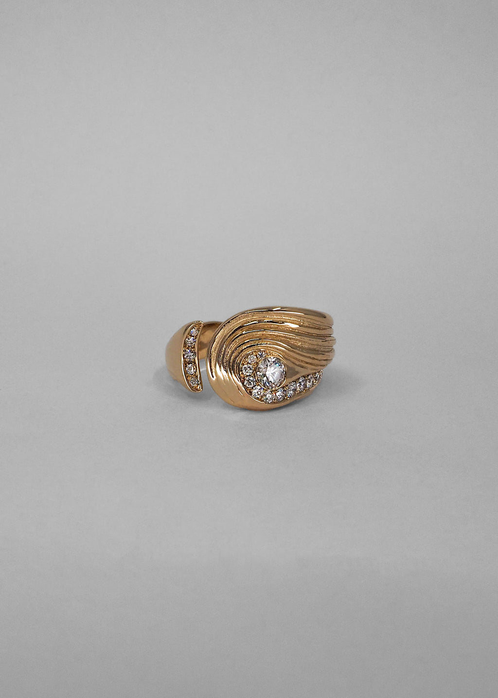 Ora Open 14K Gold Ring w. Diamonds