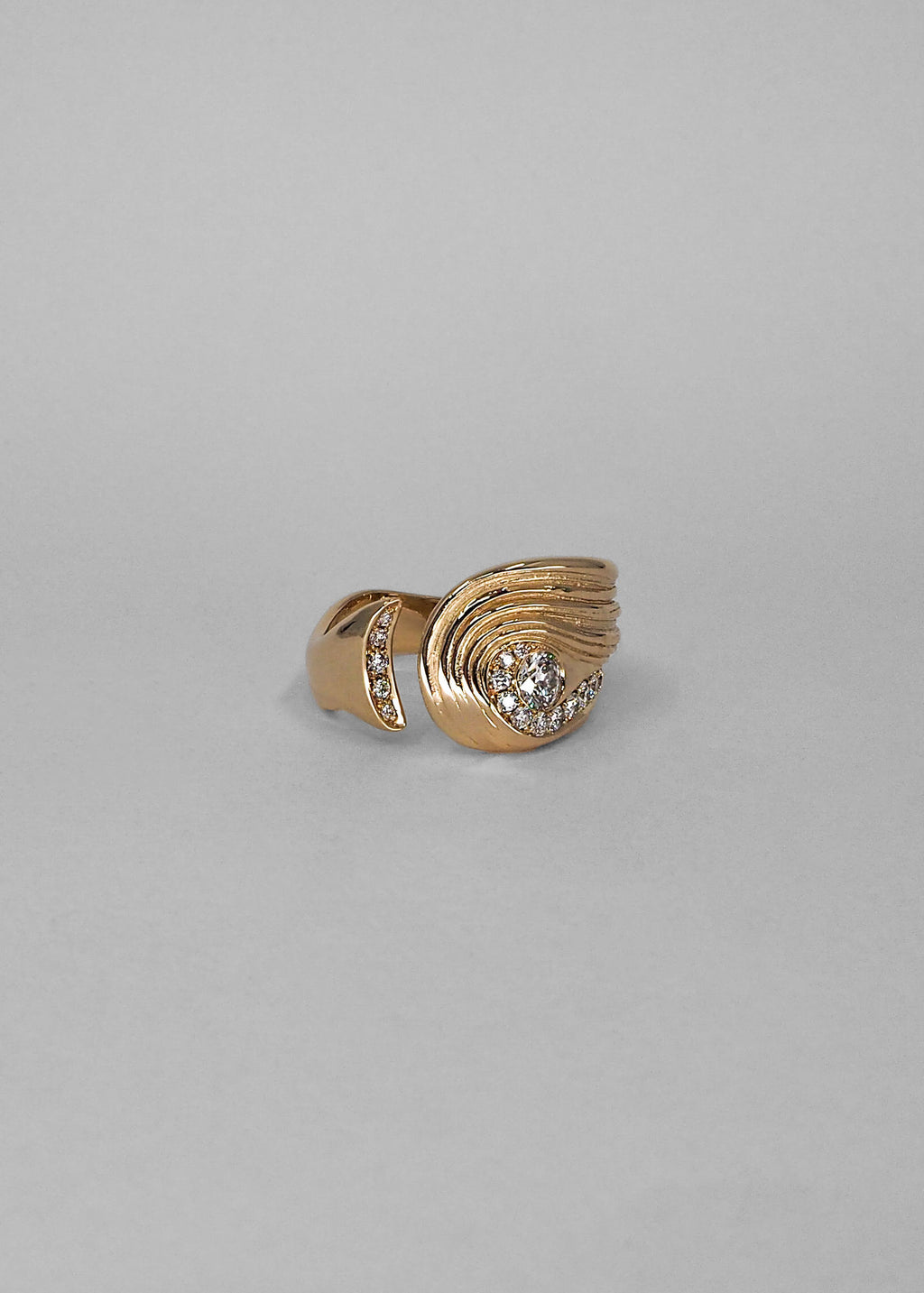 Ora Open 14K Gold Ring w. Diamonds