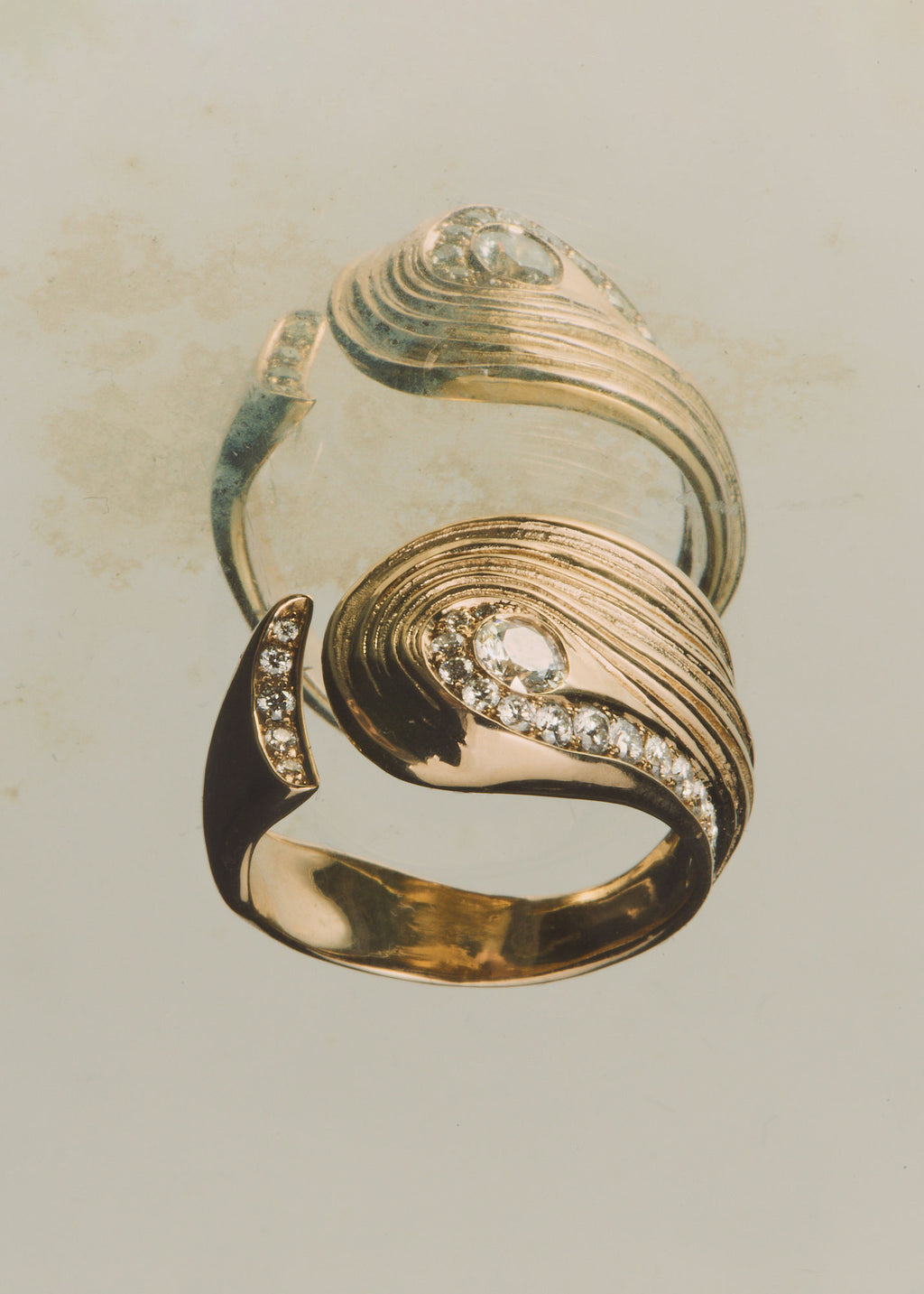 Ora Open 14K Gold Ring w. Diamonds