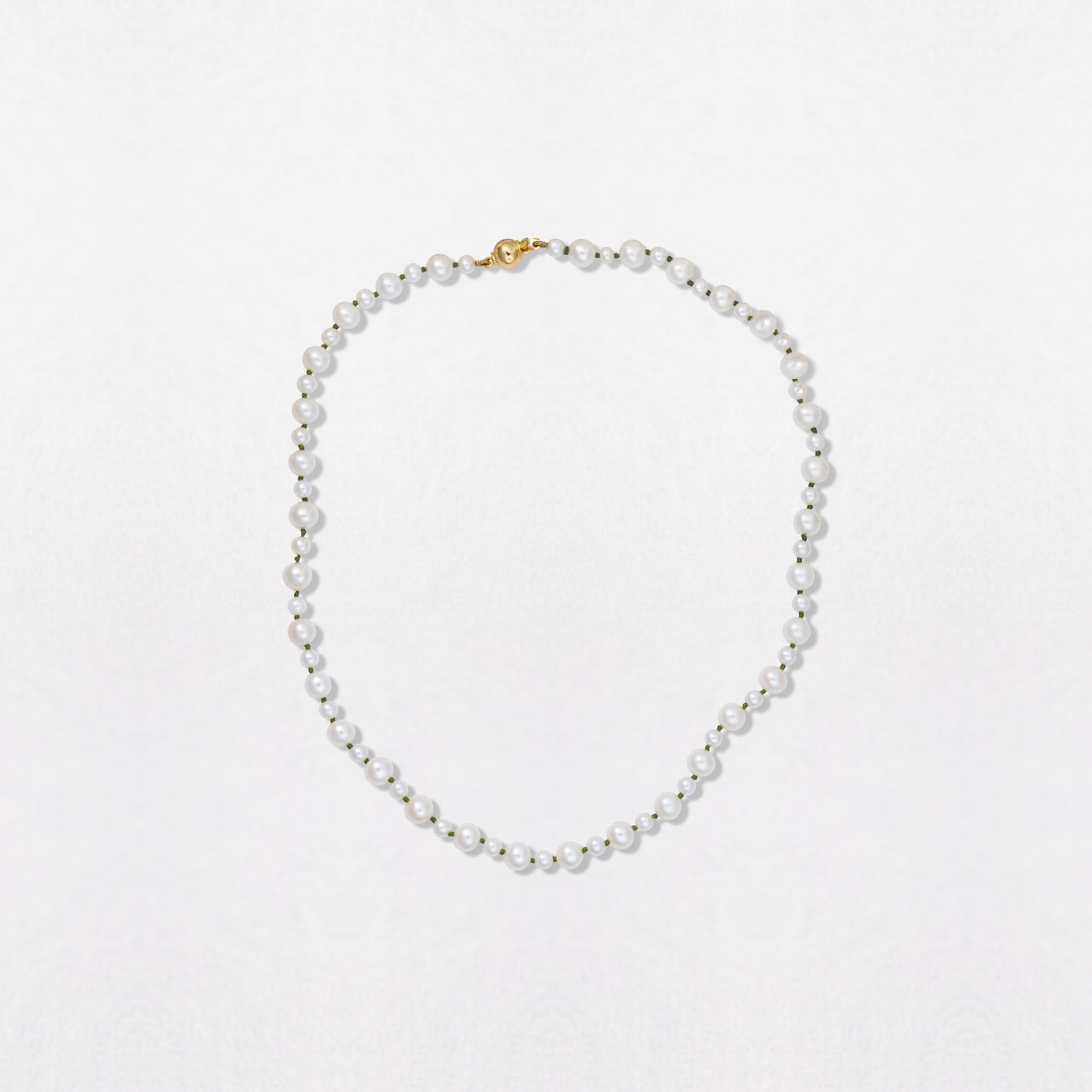 Short Pebble Pearl 18K Gold Necklace