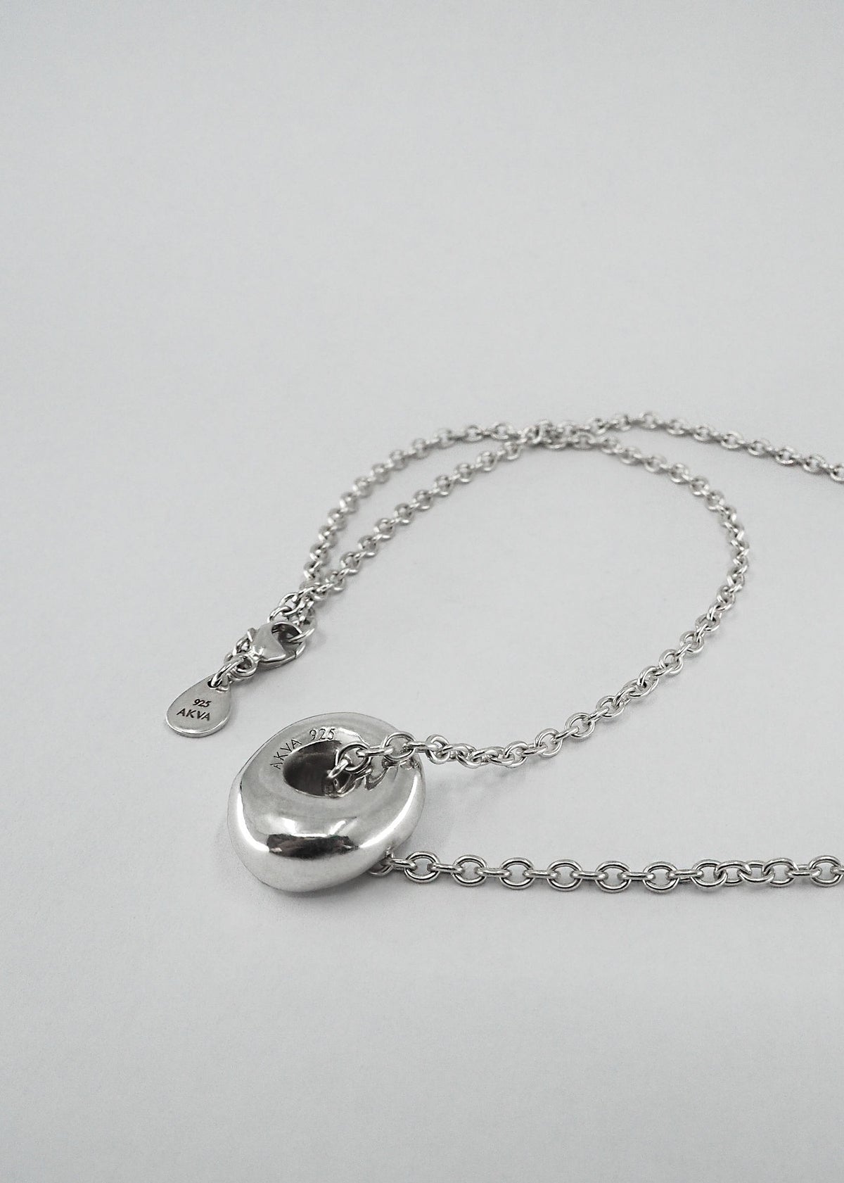 Puka Wave Halskette aus Silber