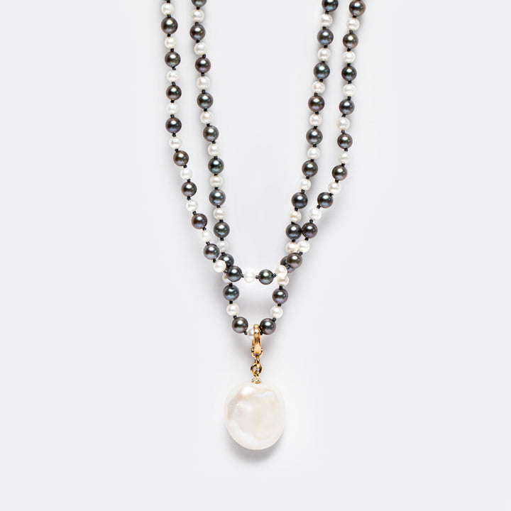 Pebble Grey & White Pearl 18K Gold Necklace