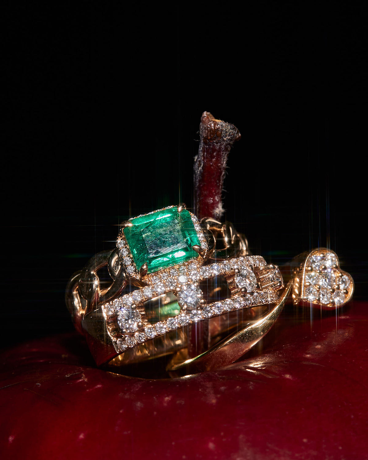 Pinky Promise 14K Gold Ring w. Diamonds