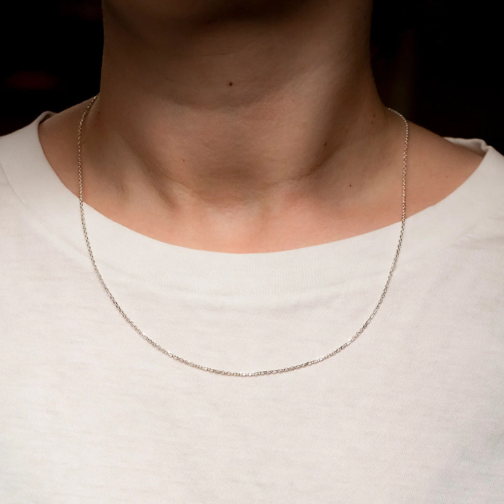 Diamond geschnittene goldene oder silberne Halskette