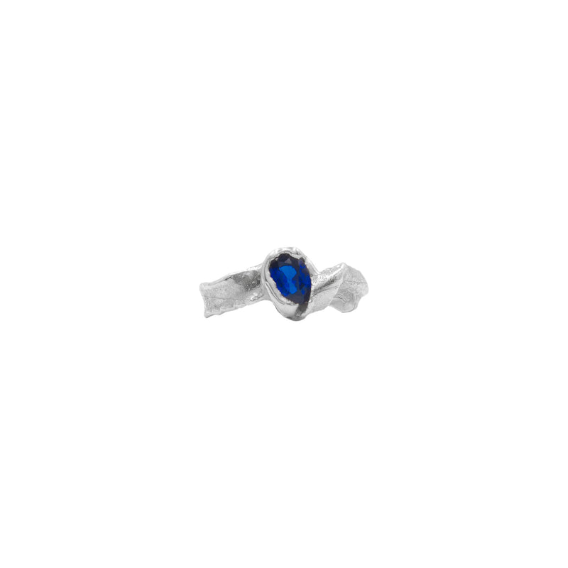 The Thetis Silver Ring w. Lab-Grown Sapphire