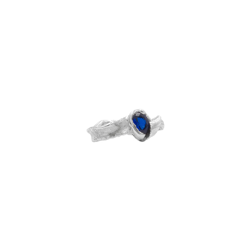 The Thetis Silver Ring w. Lab-Grown Sapphire