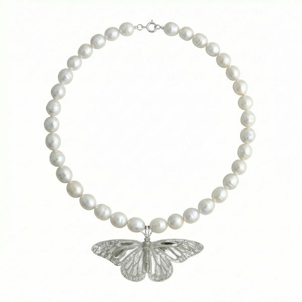Silver Monarch Necklace w. Pearls