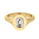 Alphabet 18K Gold Initial Q Signet Ring w. Solitaire Lab-Grown Diamond
