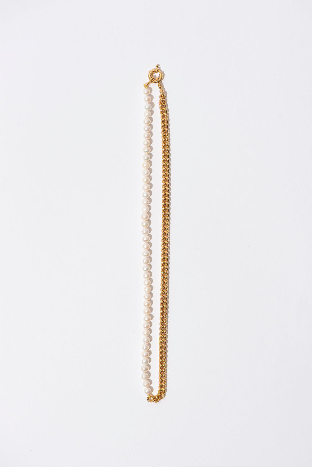 The 50/50 Medium Gold Plated Necklace w. Pearls