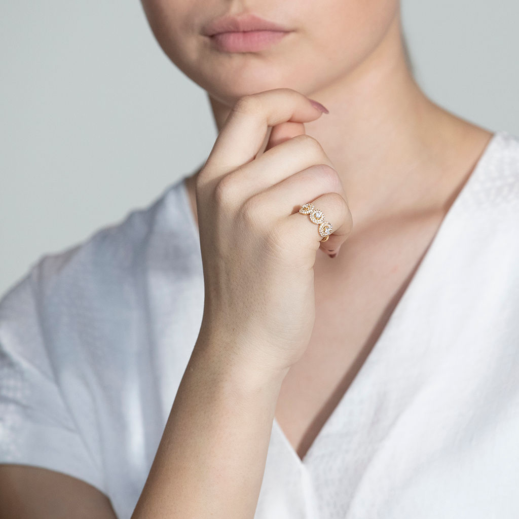 Matiné 18K Gold Ring w. 102 Diamonds