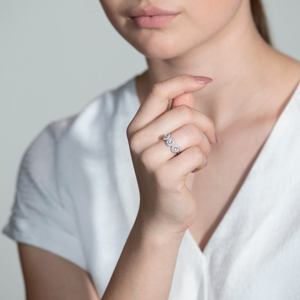 Matiné 18K Whitegold Ring w. 102 Diamonds