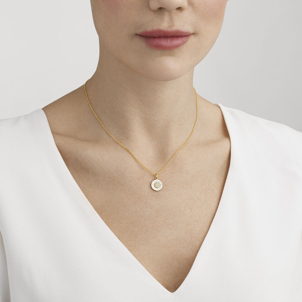 Daisy 11 mm Gold Plated Necklace w. Diamonds, 0.05ct