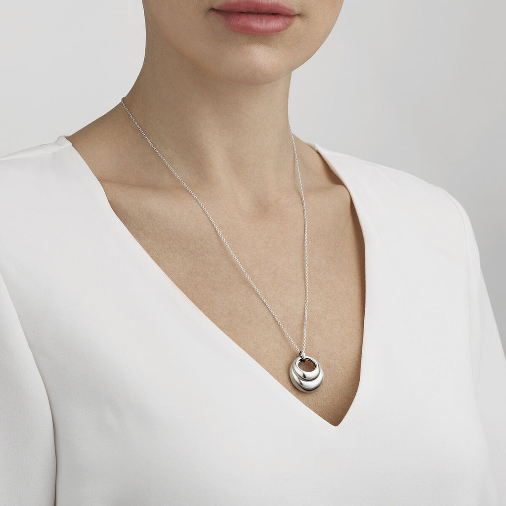 Curve pendant Silver Necklace