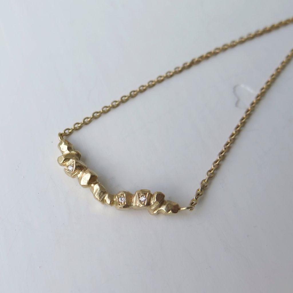 Nuggets On A String Necklace Gold, White Diamonds