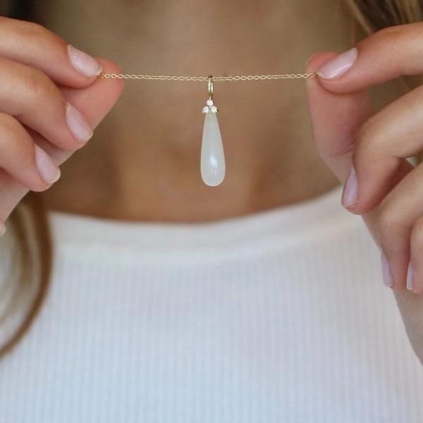 Fryd 18K Gold Pendant w. Diamonds & Moonstone