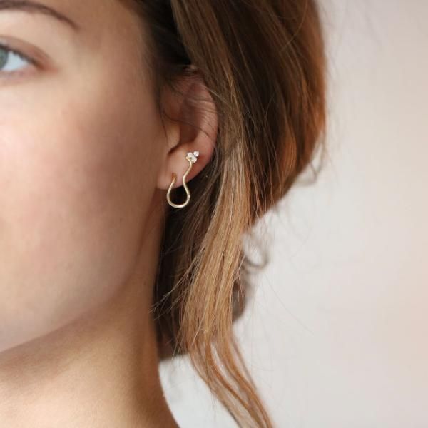 Fryd Wave 18K Gold Stud w. Diamonds