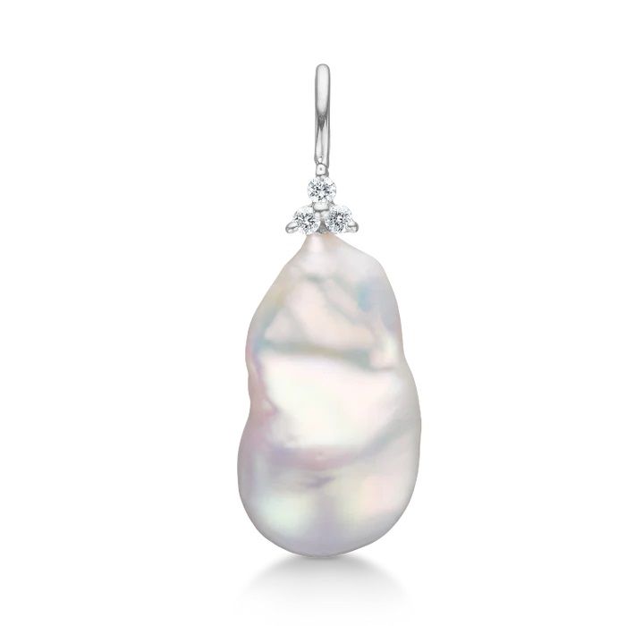 Fryd Baroque Anhänger aus 18K Weißgold groß mit Diamant & Perle