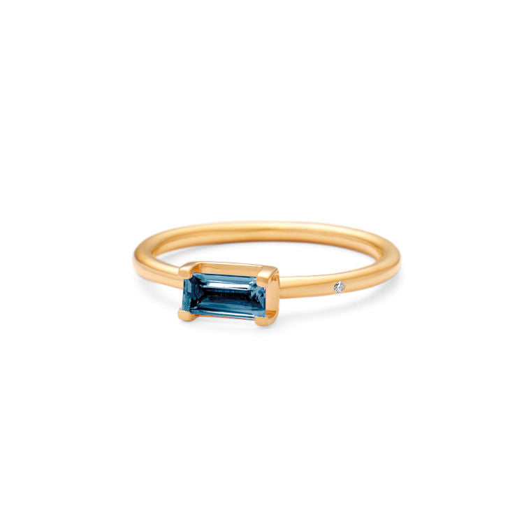 Nord London 18K Gold Ring w. Blue Topaz