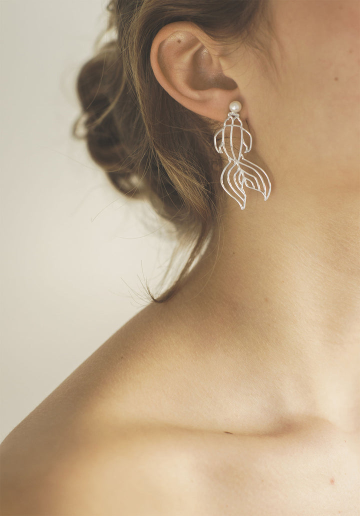 Koi Silver Earrings w. Pearl
