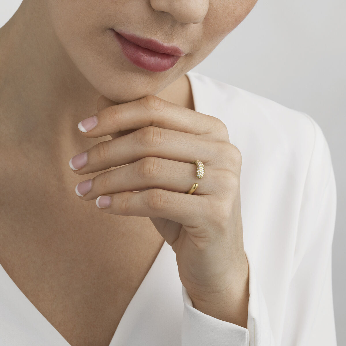Mini Mercy 18K Gold Ring w. Diamonds