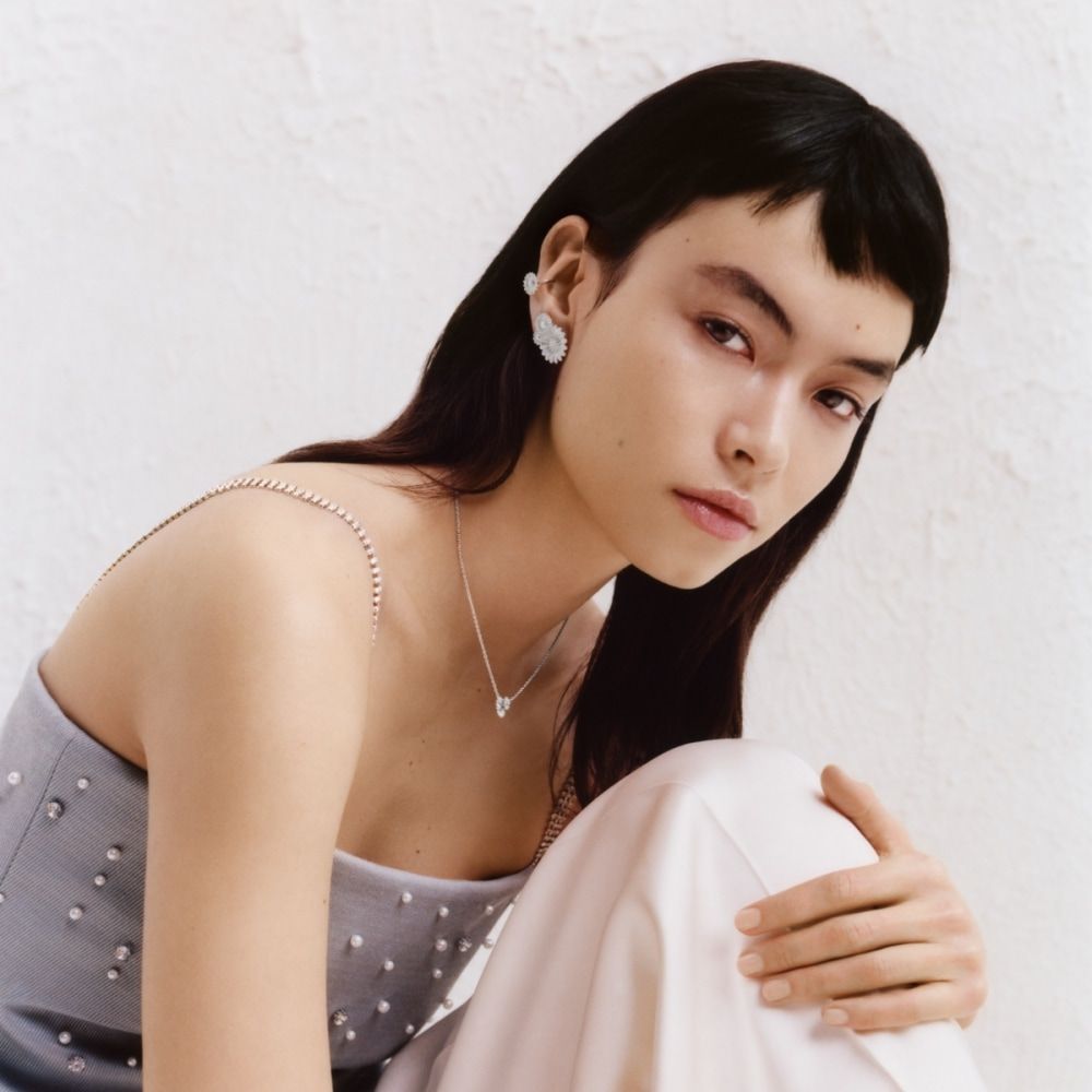 Daisy x Stine Goya White Silver Studs