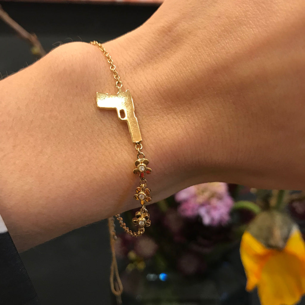 Flower Gun 18K Gold Bracelet w. Diamonds