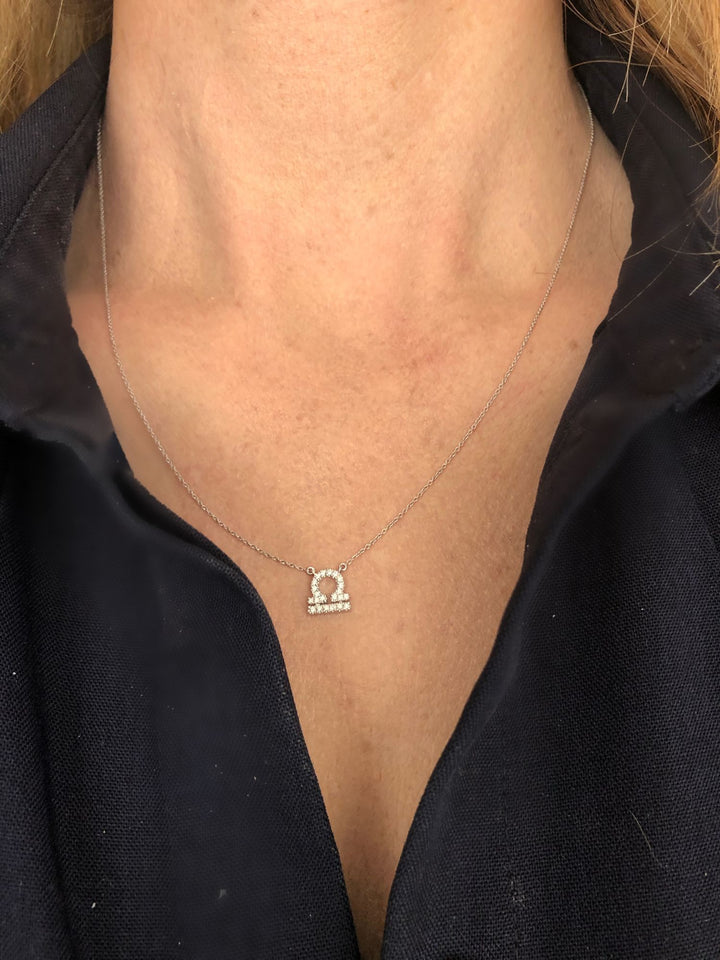 Petit Sign Libra 18K Whitegold Necklace w. Diamonds