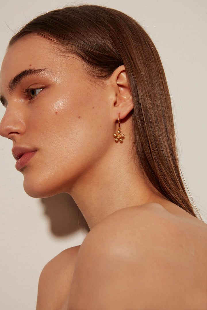 Unity Flower Gold Plated Hoops w. Zirconia