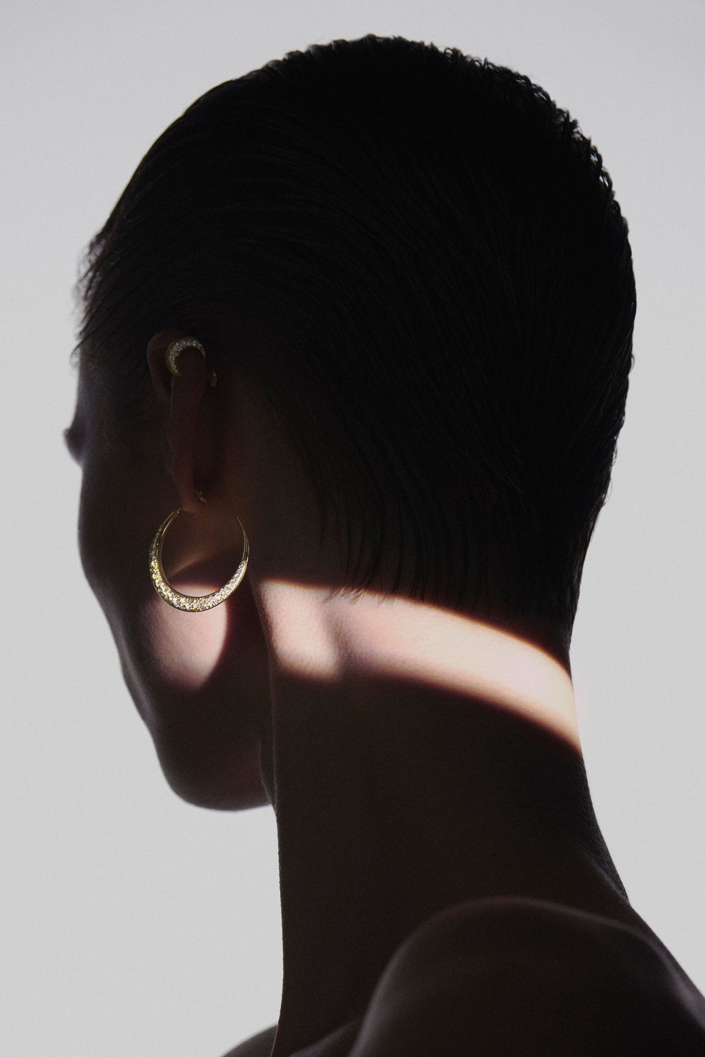 Stor Dobbelt Pave 18K Guld Hoop m. Diamanter