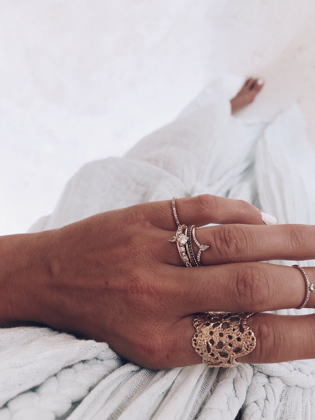 Cecilia Lace 18K Gold, Whitegold or Rosegold Ring