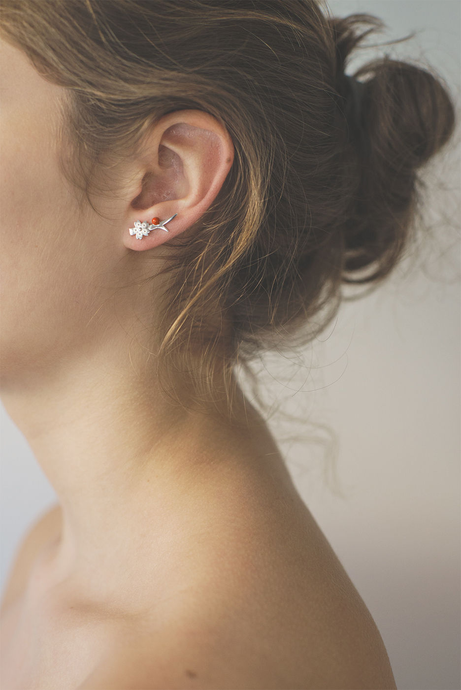 Sakura Sølv Ørering m. Koral