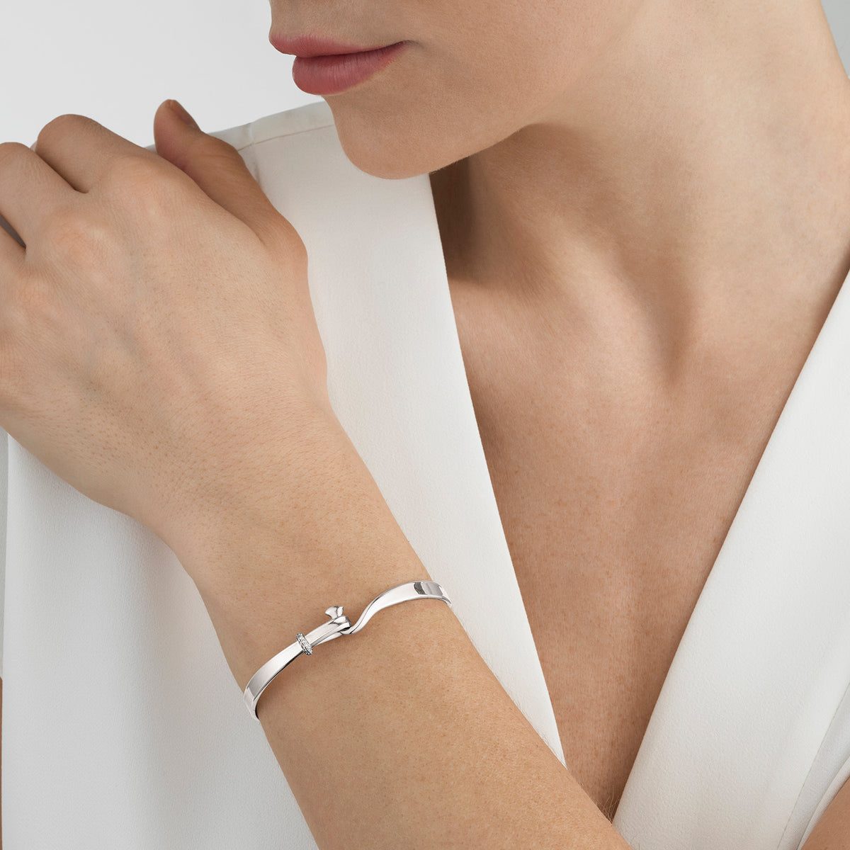 Torun Silver Bangle w. Diamonds 0.08 ct
