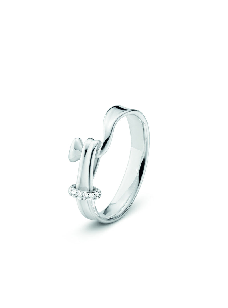Torun Silver Ring w. Diamonds