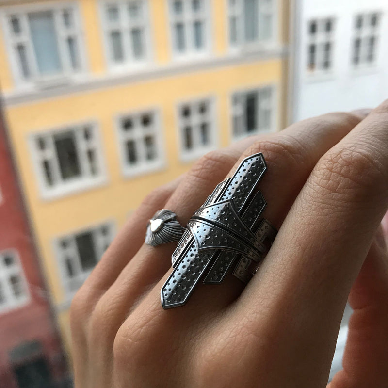 Miss Rubio Ring Antique