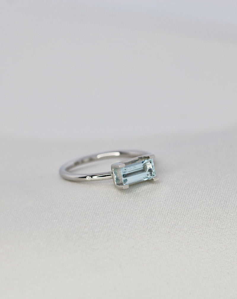 Nord Blue 18K Whitegold Ring w. Aquamarine & Diamond