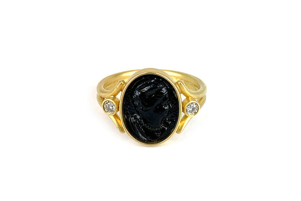 Noir 'Camé' 18K Gold Ring w. Diamond & Jet Stone